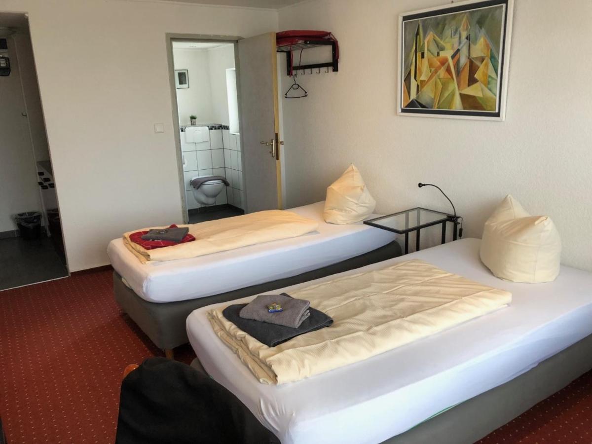 Hotel Saarland Lebach Екстер'єр фото