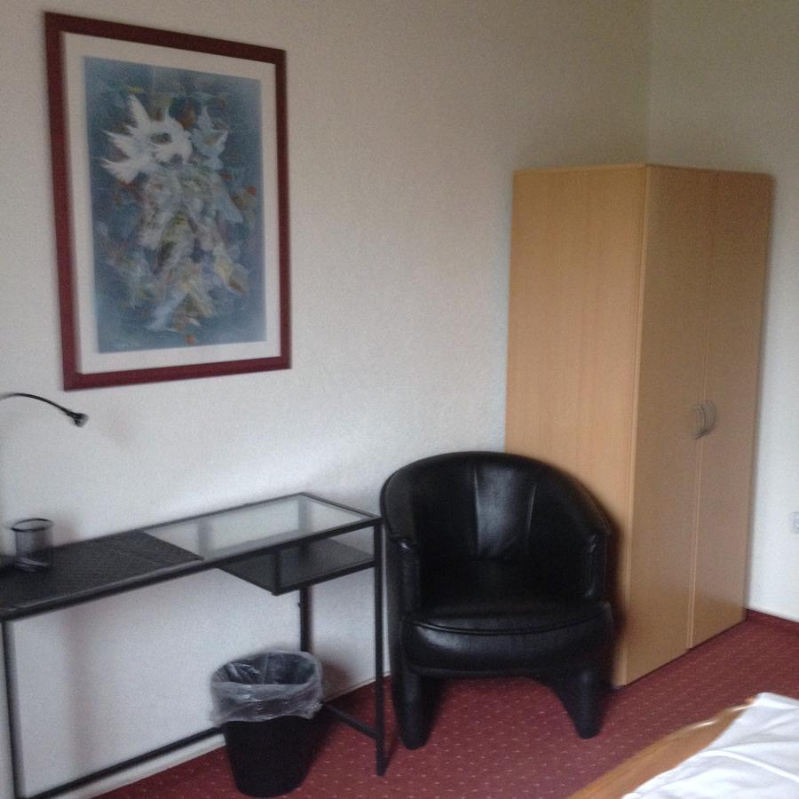 Hotel Saarland Lebach Екстер'єр фото