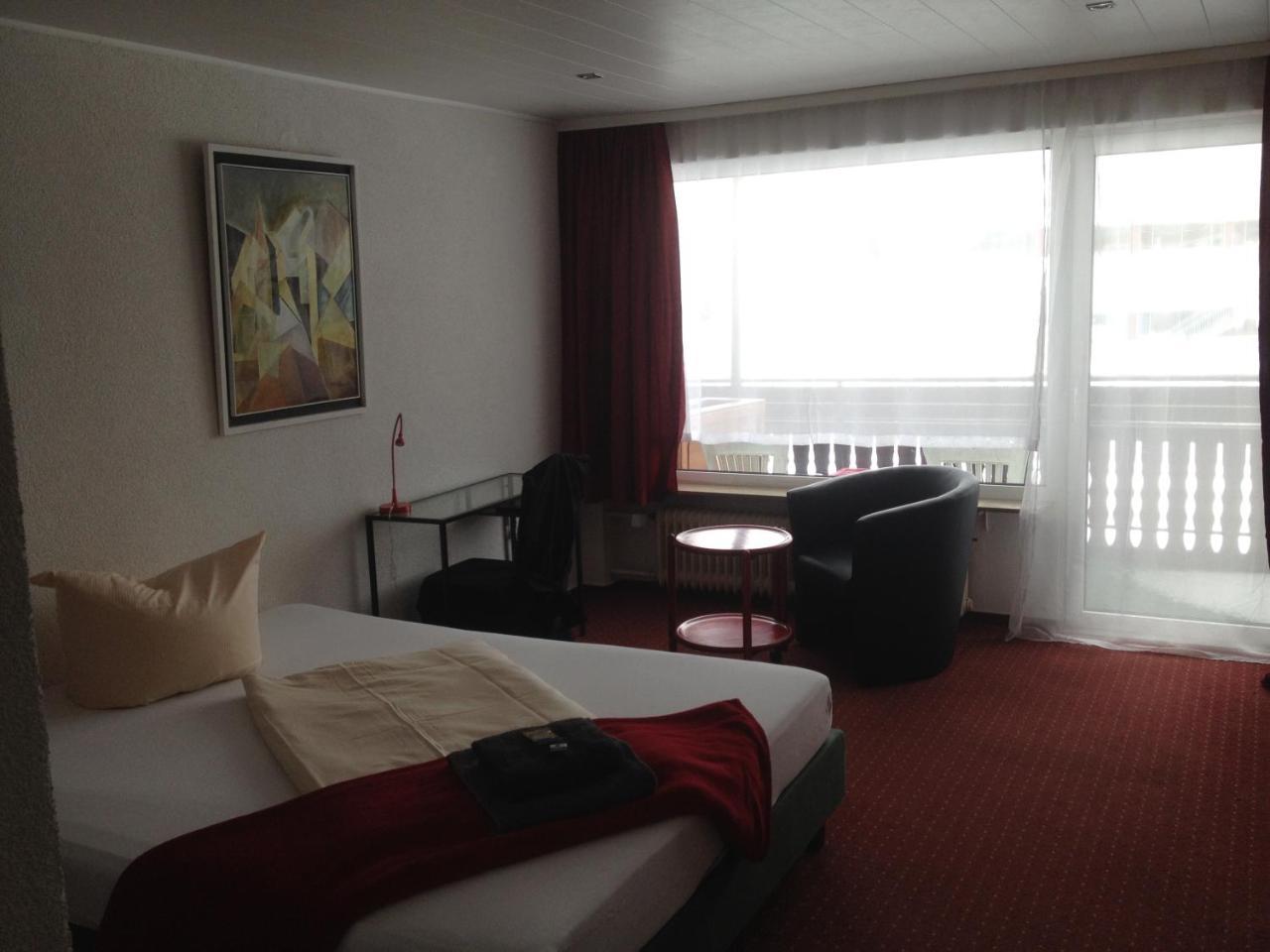 Hotel Saarland Lebach Екстер'єр фото