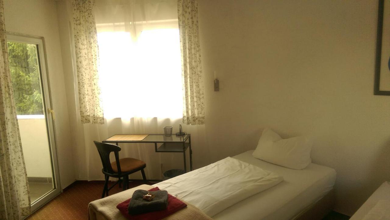 Hotel Saarland Lebach Екстер'єр фото